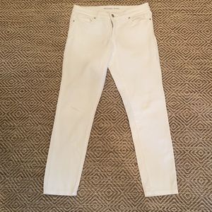 Michael Kors White High Rise Skinny Jeans, size 6